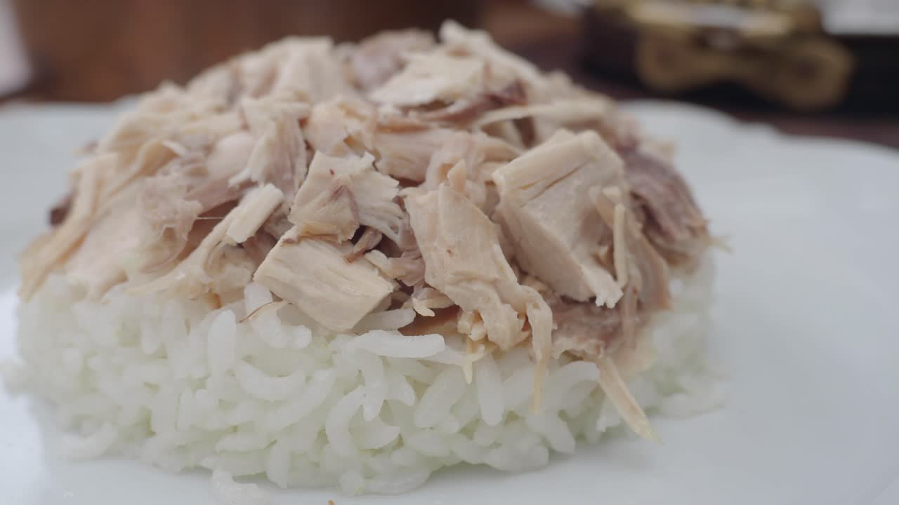 plato de pollo y arroz