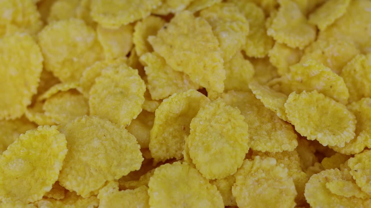 I corn flakes ruotano.