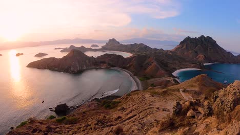 Panorámica-De-La-Isla-De-Padar-Al-Atardecer