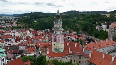 český krumlov, bohemia del sur, república checa, julio de 2023