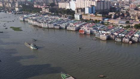 Zoom-in-shot-of-charters,-cargo-ships,-vessels-and-oil-tankers-in-Dhaka-Port,-Bangladesh