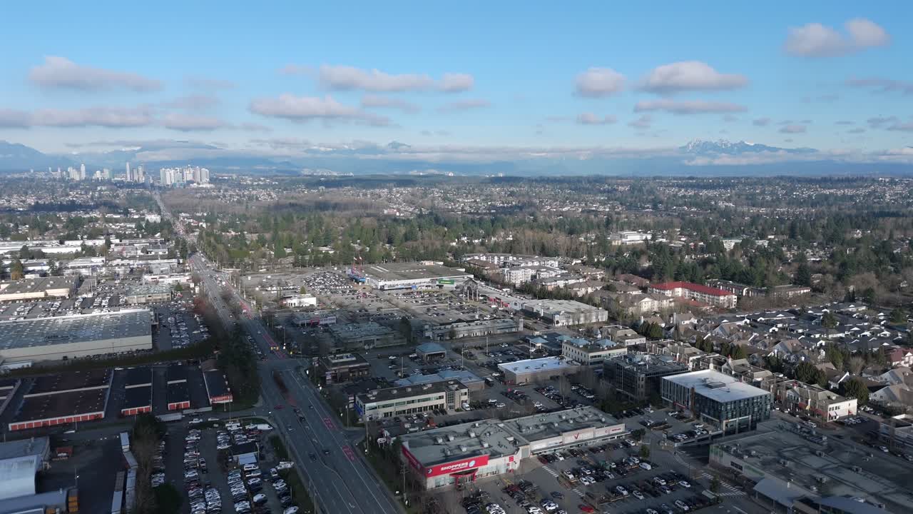 Vista panorámica de la ciudad de Surrey en Columbia Británica, Canadá - Toma de dron