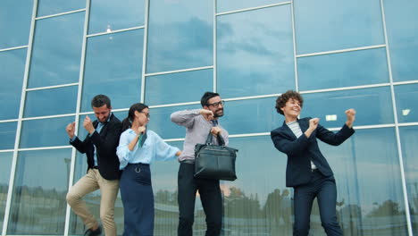 equipo de negocios celebrando el éxito