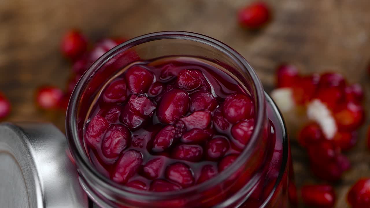 회전하는 판에 보존 된 대나무 씨 (무 이 가능한)