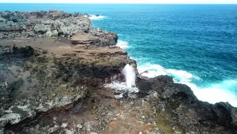 hawaii - ralaxing at the nakalele blowhole part 4