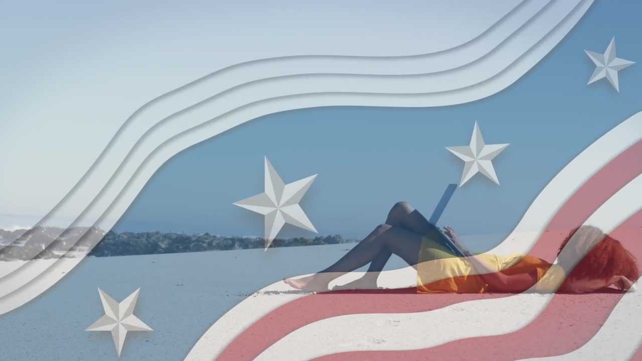 해변에 누워 있는 노트북을 사용하는 아프리카계 미국인 여성에 대한 파란색 줄무 ⁇ 에 여러 개의 별