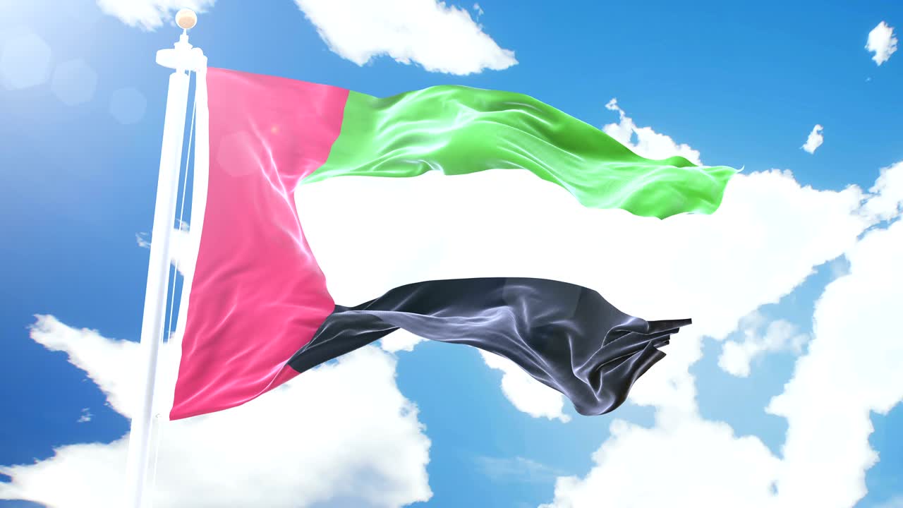 아랍에미리트의 현실적인 발이 타임스 구름 배경에서 흔들리고 있습니다. 상세한 직물 질감과 함께 4k 해상도의 완벽한 루프입니다.