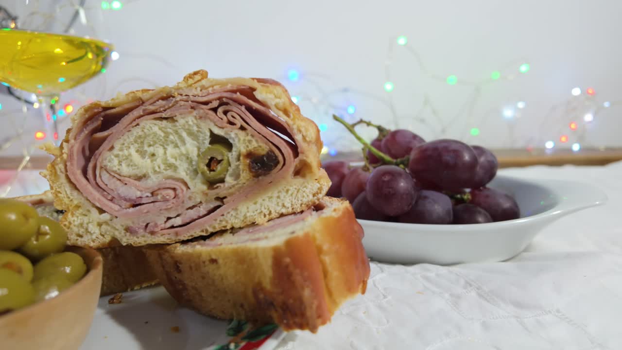 Fresh grapes with a blurred background of colorful lights, ideal for a festive mood