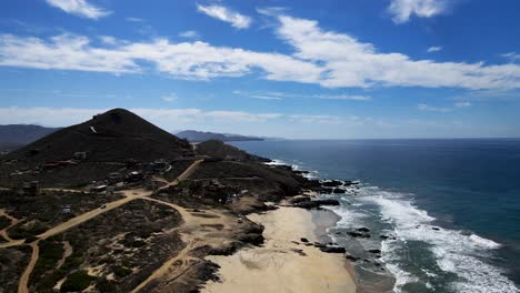 desarrollo en todos santos durante la temporada de ballena jorobada y tortuga boba carey temporada de eclosión de huevos de tortuga golfina golfina