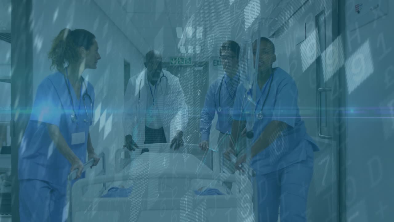 Sovrapposizione di dati digitali che svaniscono gradualmente, creando un team medico che spinge una barella lungo il corridoio per il trasporto