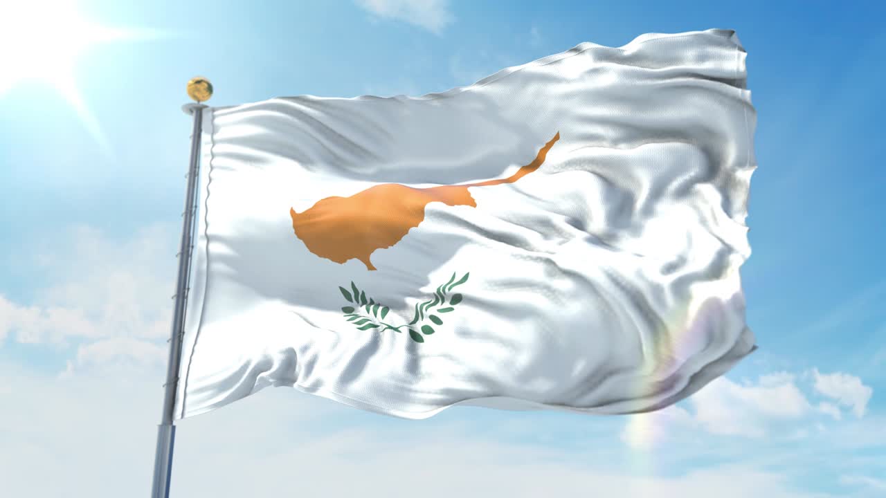 깊은 파란 하늘을 배경으로 바람에 흔들리는 키프로스 발, 국가 테마, 국제 개념, 3d 렌더링, 원활한 루프, 4k