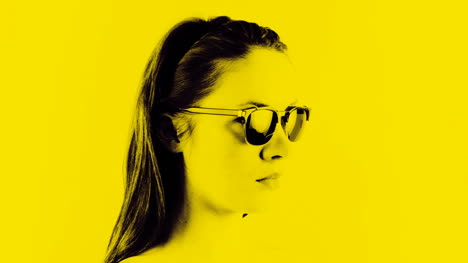 Gafas-de-sol-mujer-joven-05