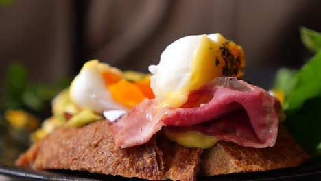 poached egg and avocado sandwich