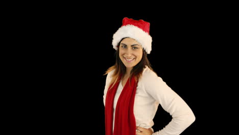 Mujer-Con-Gorro-De-Papá-Noel-Y-Ropa-Abrigada-Soplando-Sobre-Las-Manos-