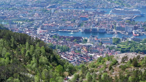 Drone-shot-showing-the-finish-line-of-famous-Stoltzekleiven-and-the-arrow-at-the-summit,-as-well-as-the-beautiful-view-of-Bergen