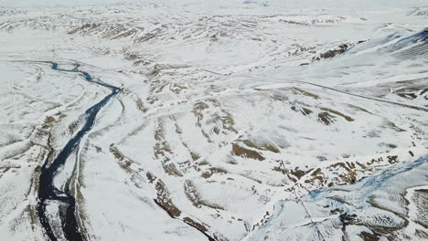 vista aérea del hermoso río en islandia