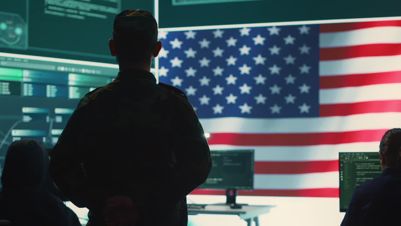 personal militar estadounidense que garantiza la protección e información clasificada