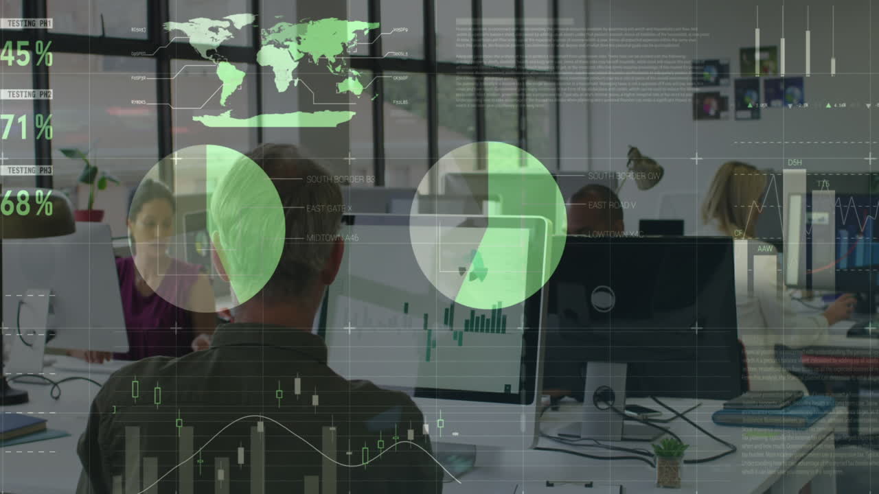 animación del procesamiento de datos sobre diversas personas de negocios que trabajan en la oficina