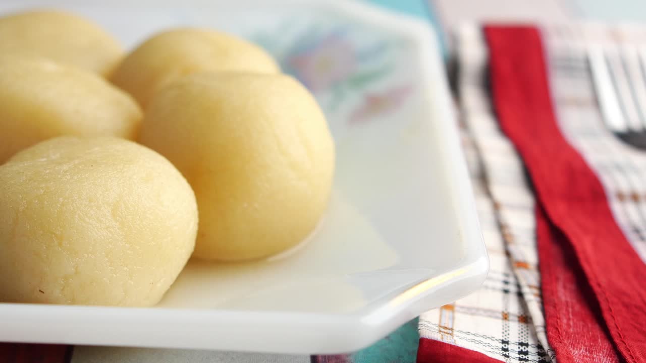 dulces bengalíes rasgulla
