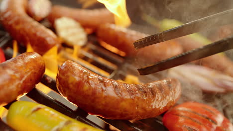 grilled sausages with vegetables