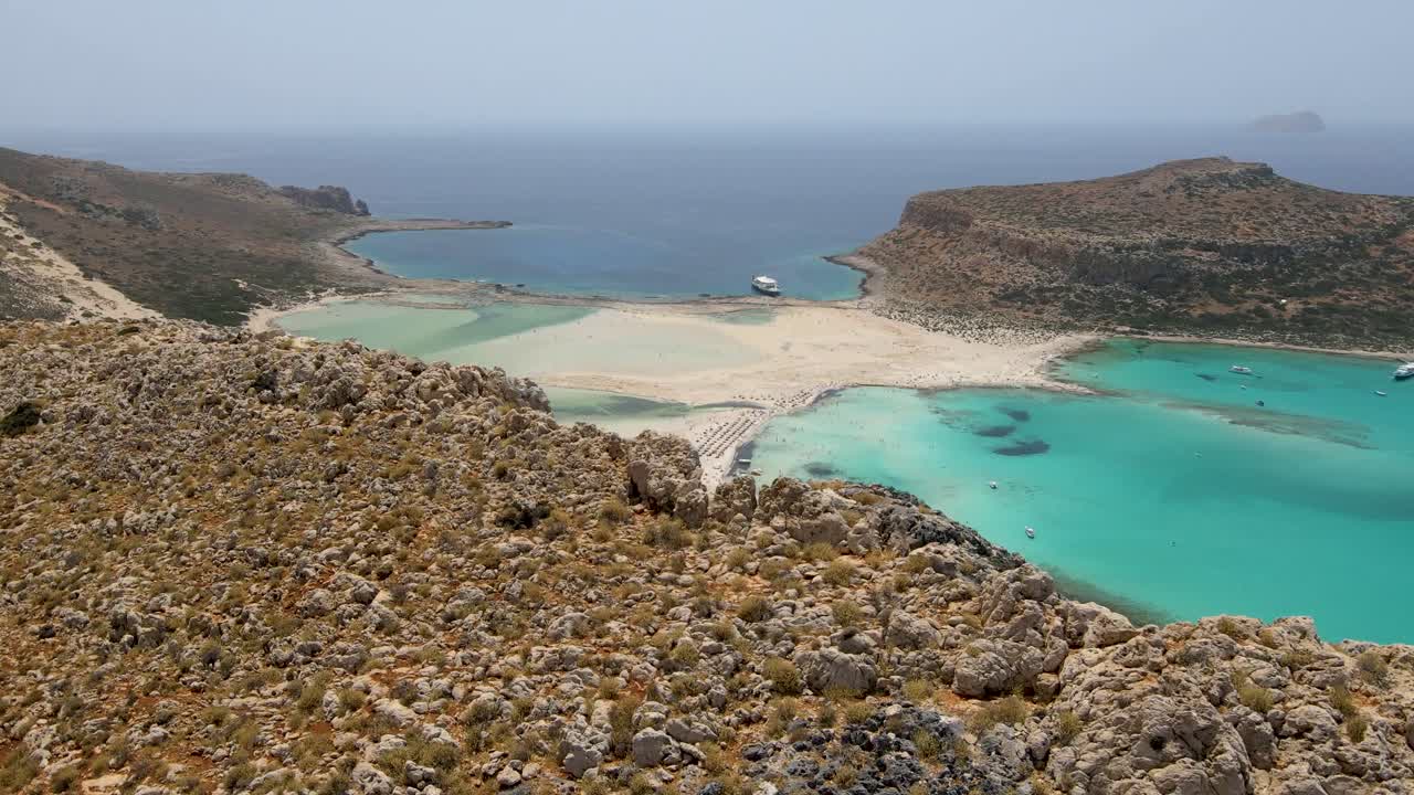 imágenes aéreas de drones de la playa balos de grecia 3.mp4