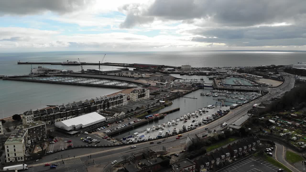 съемка с беспилотника порта в довере, кент, великобритания