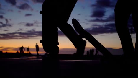 Skateboard-Silhouetten-Ckise-Up