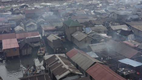 Makoko-Stelzen-Community-Drohne-05