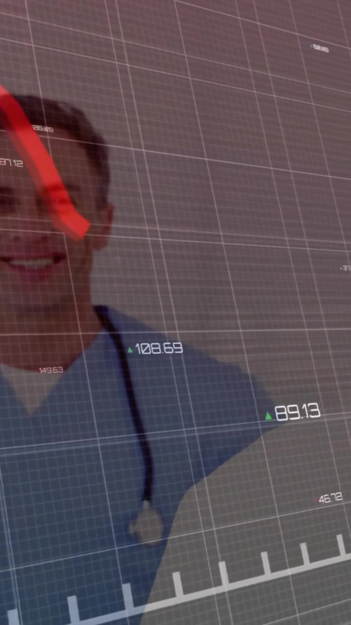 Animazione di elaborazione dati su diversi medici