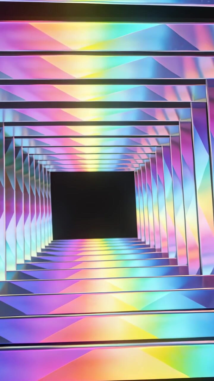 Video vertical: Túnel espejado cambiante en pantalla, barrido LED moviendo paneles hacia un vacío negro