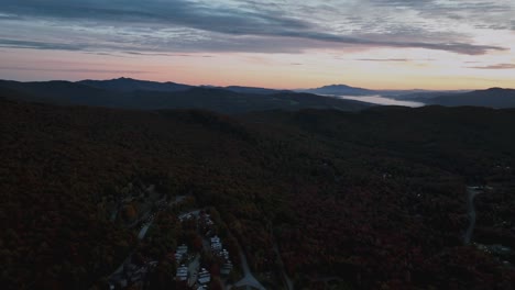 Sunset-Over-Killington-Mountain-Resort-In-Rutland-County,-Vermont,-United-States