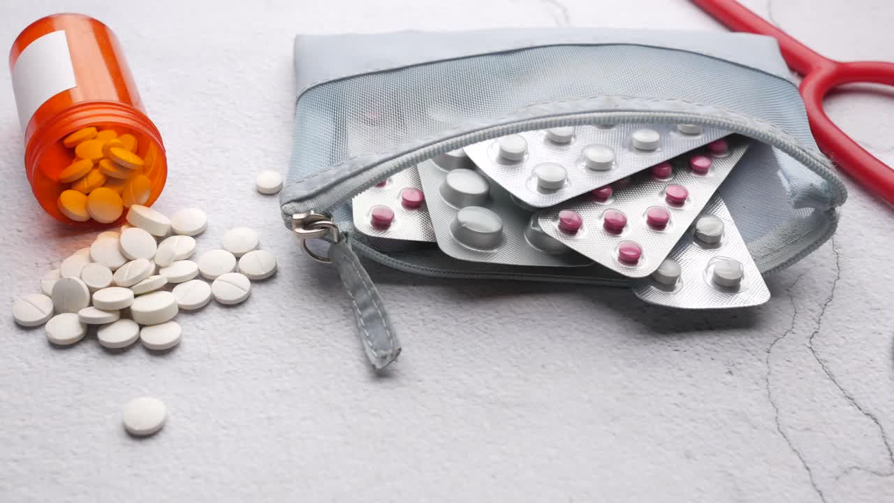 약물 및 스테토스코프