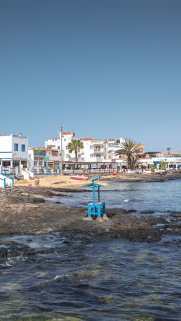 Pueblo-De-Corralejos-En-Fuerteventura-En-Vertical