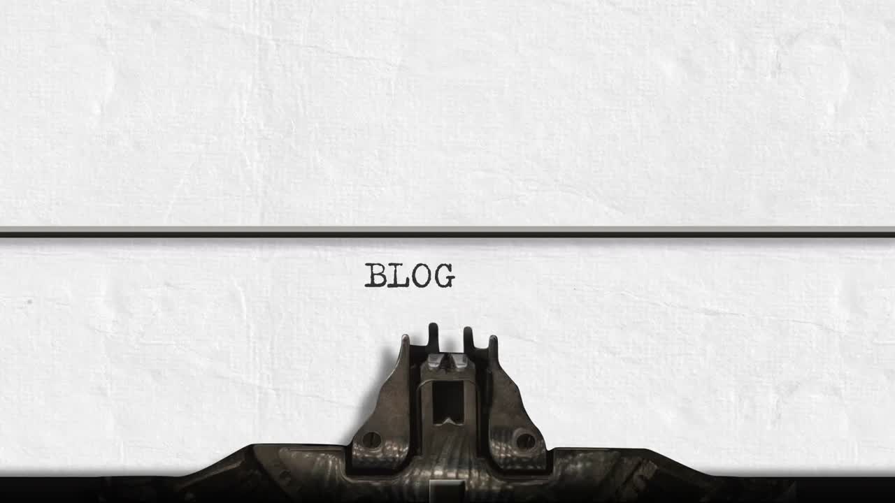 con una máquina de escribir