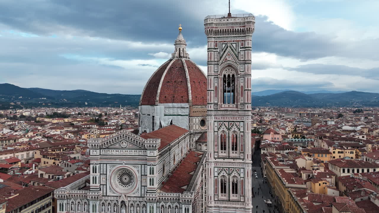 Florence’s iconic Cattedrale di Santa Maria del Fiore with its grand dome and tower