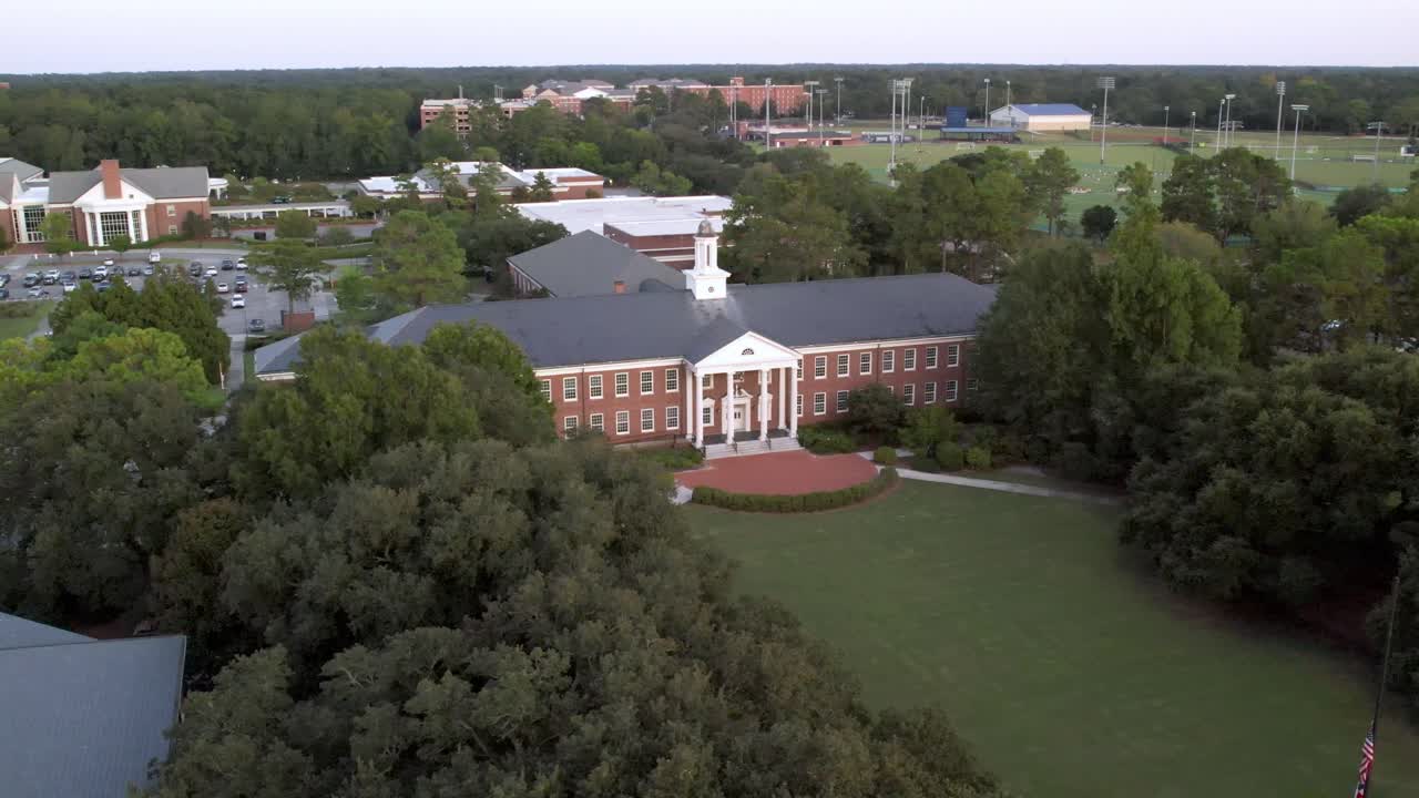 air unc wimington, 노스캐롤라이나 대학교 윌밍턴