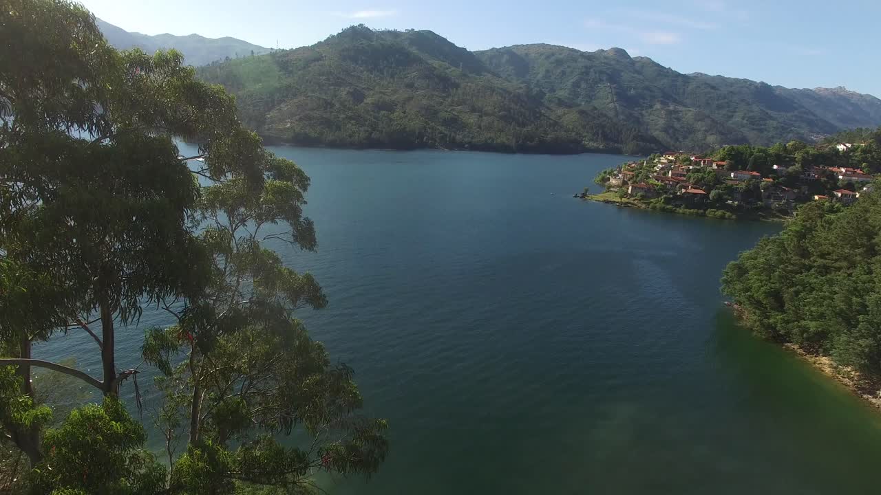 포르투갈 조감도에서 게레스 국립공원의 아름다운 자연 경관