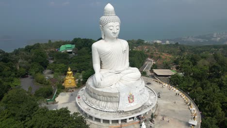 el gran buda en phuket, tailandia