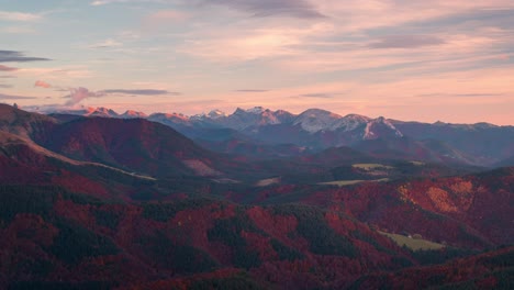 Timelapse-during-sunset-View-of-snowy-pyrenees-mountains-from-the-Larau-pass-in-Navarra,-Spain