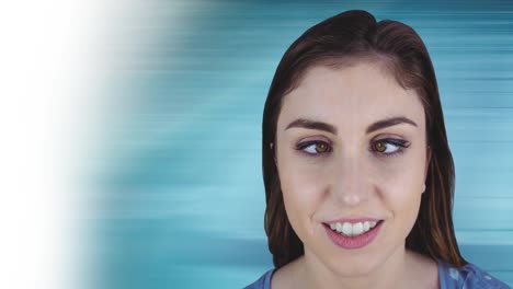 video de una mujer caucásica de ojos cruzados sobre un fondo azul