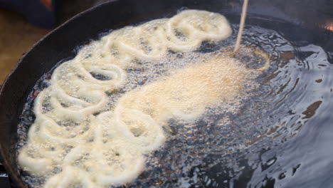 Frying-Jalebi