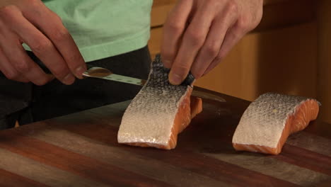 the properly way to remove the skin off salmon and dice it