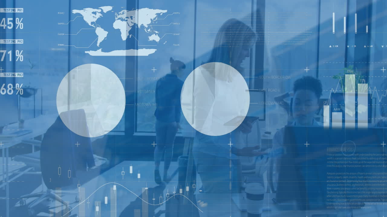 사무실에서 일하는 다양한 비즈니스 사람들에 대한 금융 데이터 처리의 애니메이션