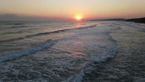 Amanecer-Océano-Mar-Olas