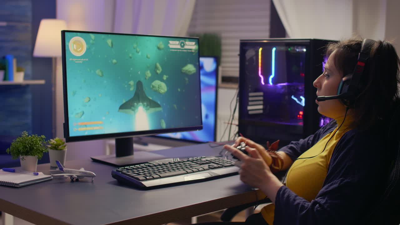 Pro player talking into microphone with other players