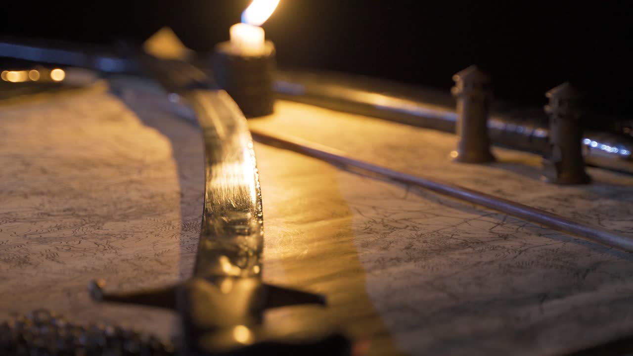 ⁇ 불의 전쟁 지도에 화살과 검이 있습니다.