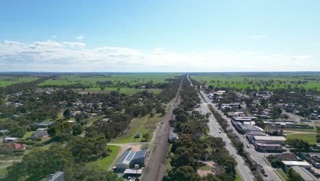 looking west along the railway track at tintinara
