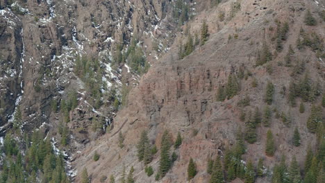 Thompson-Okanagan's-Cliffs:-Nature's-Grand-Design