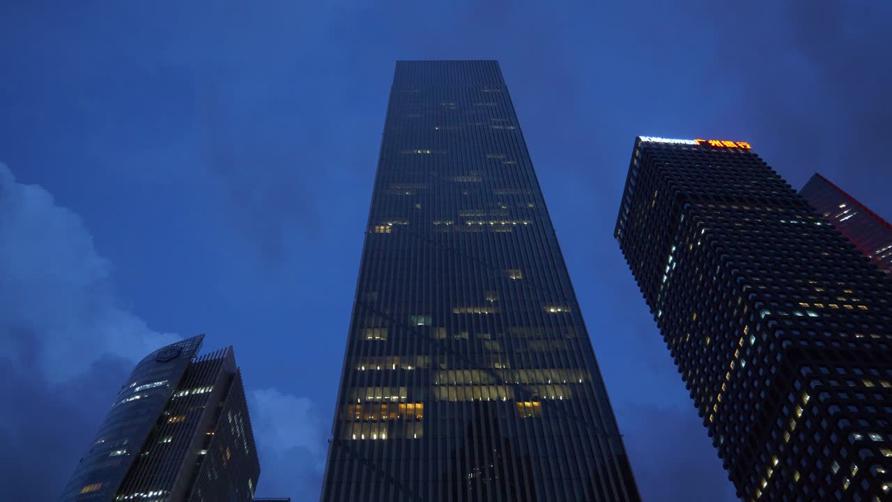noche iluminada ciudad de guangzhou centro famoso rascacielos torre panorama 4k china