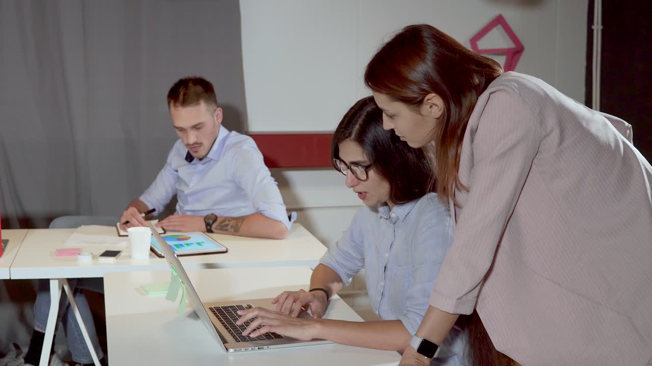 colaboración en el equipo empresarial